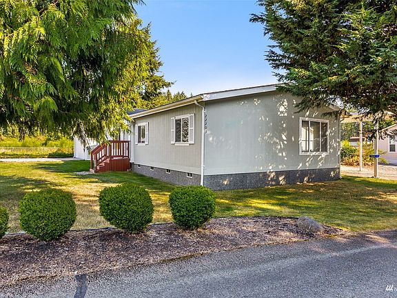3rd image of 22203 92nd Avenue Ct E