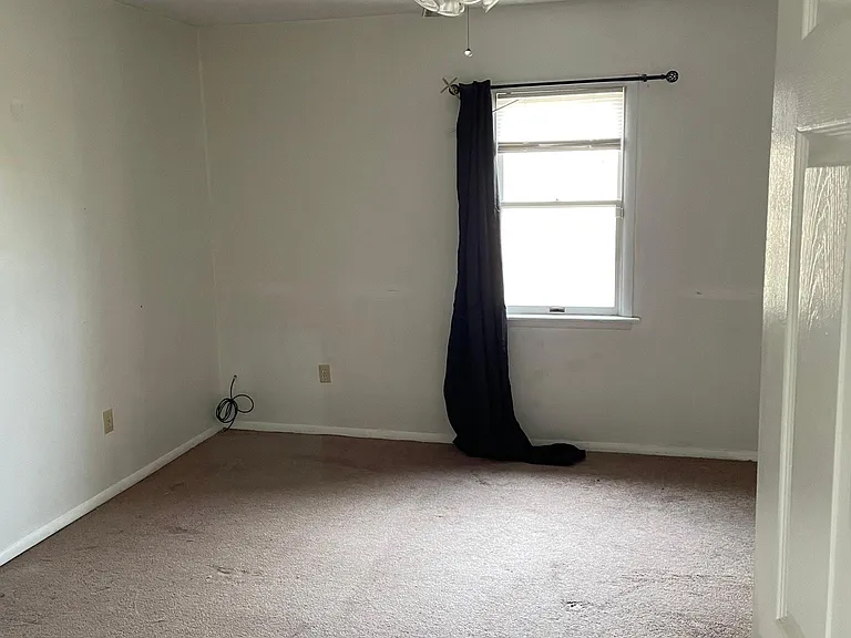 3401 Brodhead Rd #C — Photo 4