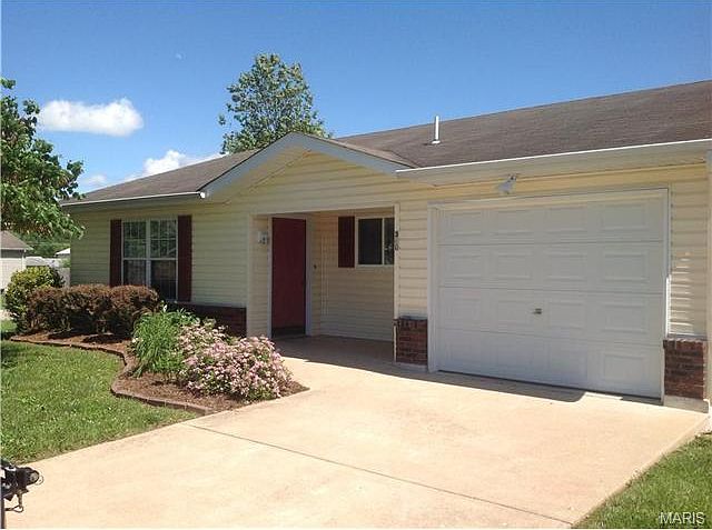 1st image of 300 Trojan Cir