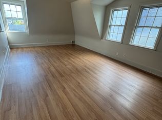 319A Union St #1, New Bedford, MA 02740