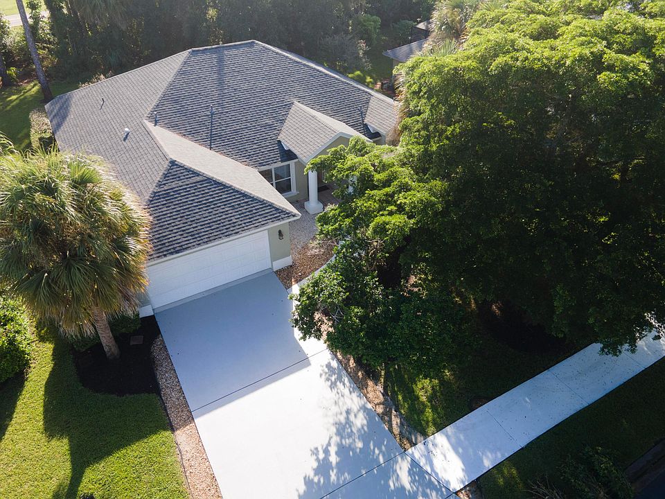1st image of 188 SW Fernleaf Trail