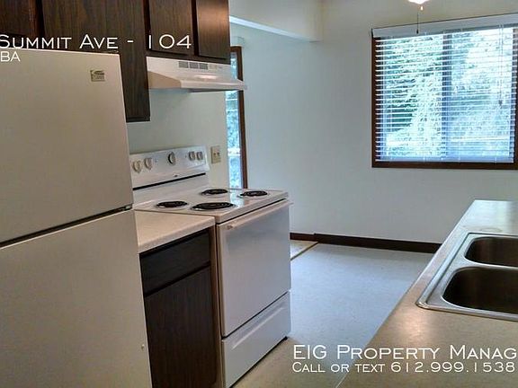 3rd image of 930 Summit Ave APT 104