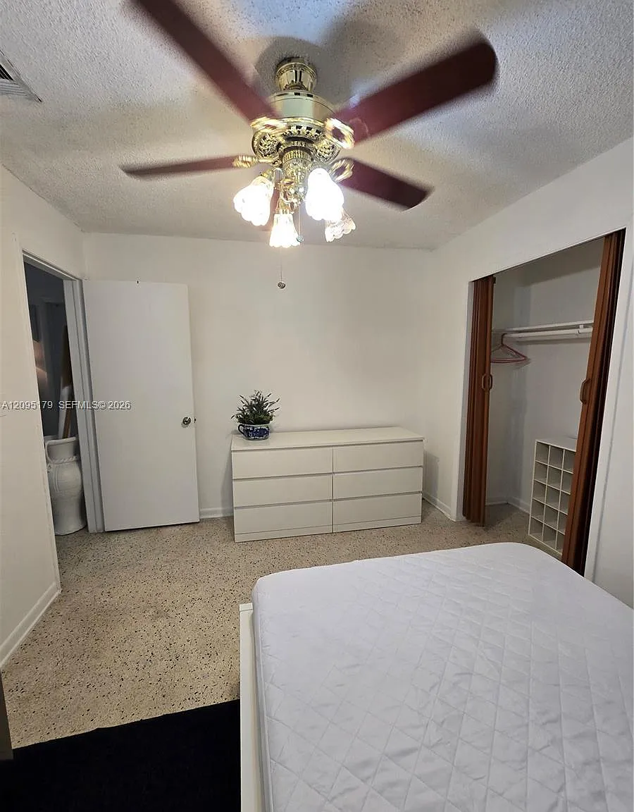 Hialeah 8th Addn — Photo 3