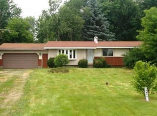9844 W Van Buren Rd, Fowlerville, MI 48836