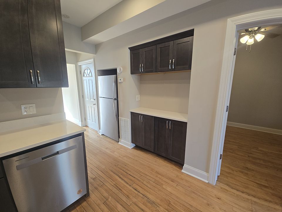 3816 W Montrose Ave Chicago IL Zillow