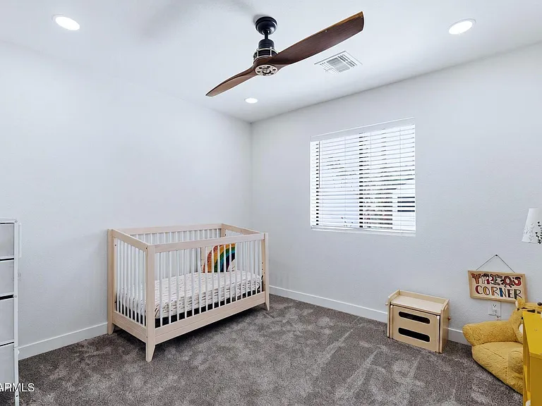 1506 E Edgewater Dr — Photo 24