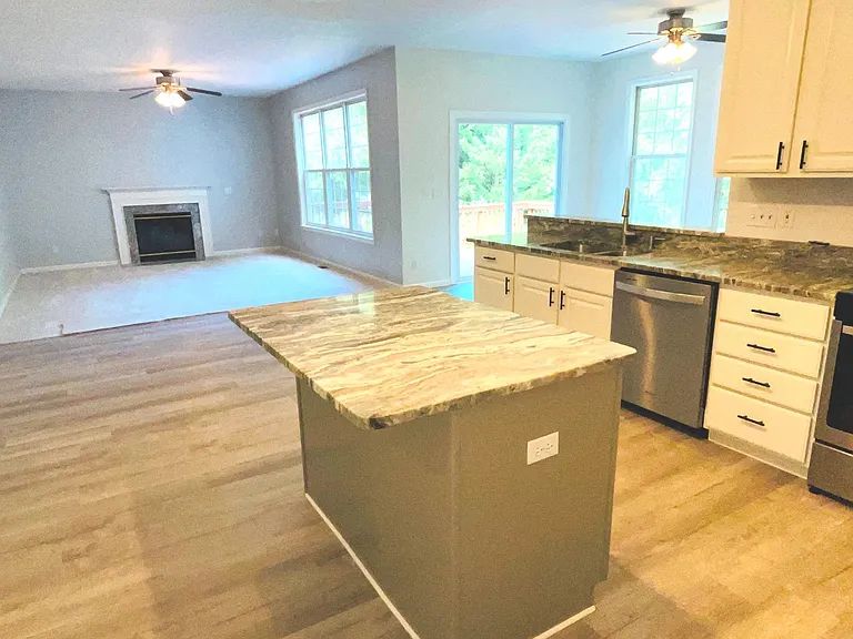 9 Scarlet Oak Cir — Photo 4