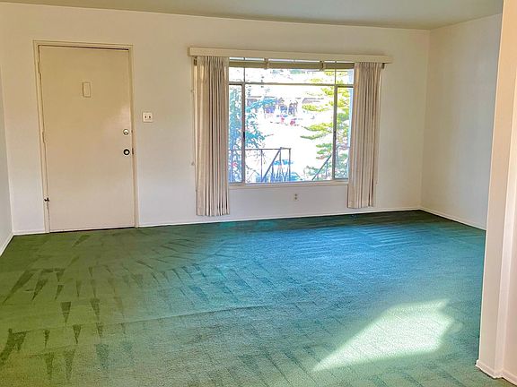 3rd image of 2042 1/2 Verdugo Blvd