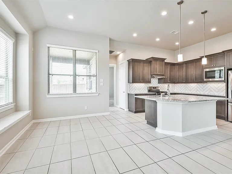 27025 Sofia Forest Dr — Photo 8