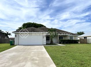1080 SW McCoy Ave, Port Saint Lucie, FL 34953