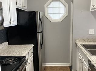 708 11th St APT 217, Tuscaloosa, AL 35401