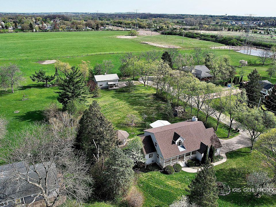 39470 N Winchester Rd, Wadsworth, IL 60083 | Zillow
