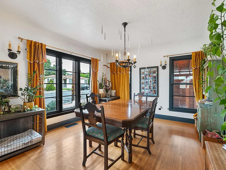 2615 Myrtle Ave — Photo 11