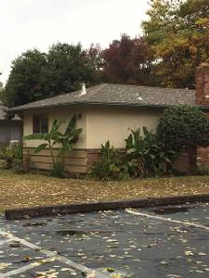Fireside Apartments — Photo 1