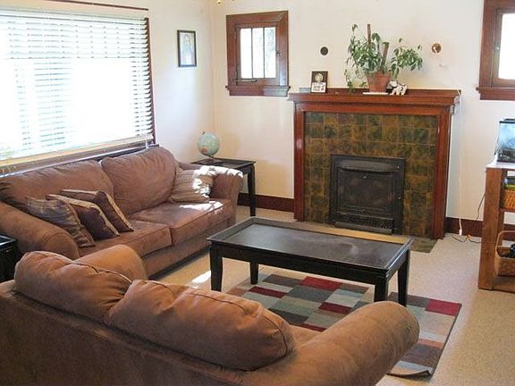 Family Room main flr