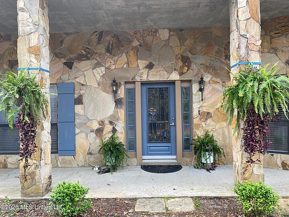 2nd image of 65 Gartman Rd