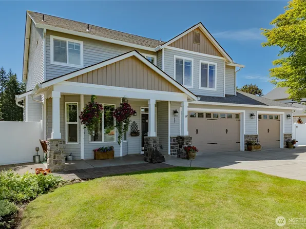 405 E OAK Street, Yacolt, WA 98675