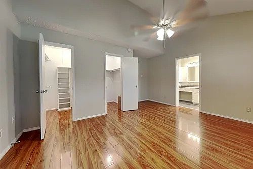4th image of 3105 Laurel Ln