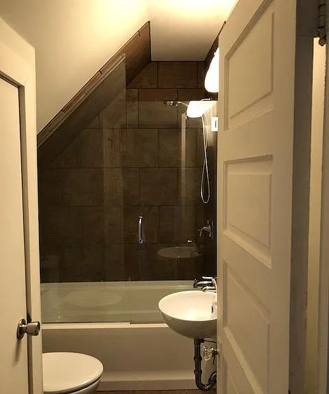 5831 Douglas St #3 — Photo 10