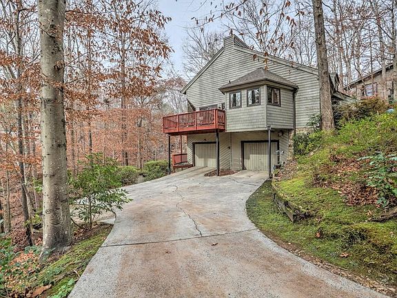 3rd image of 4181 Blackland Dr