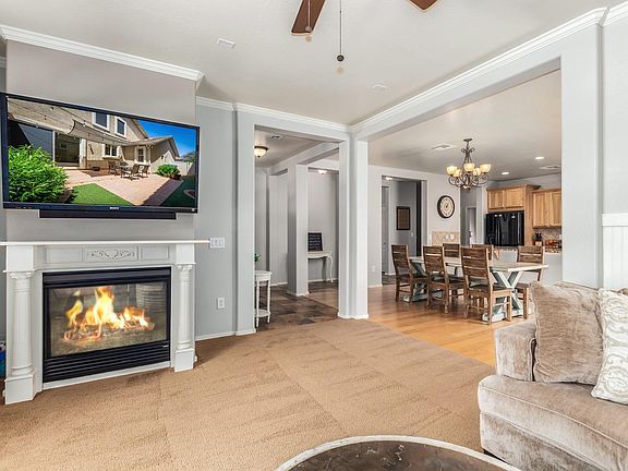 3rd image of 1140 S Annie Ln