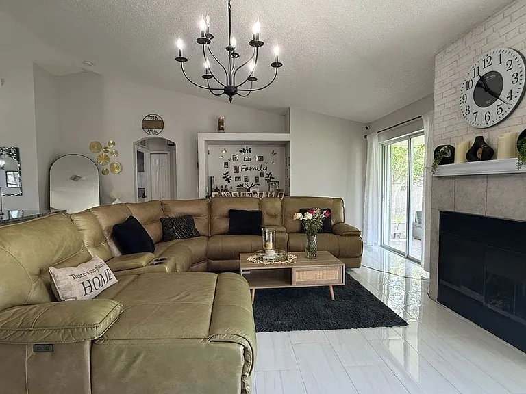 1002 SW Longfellow Rd — Photo 8