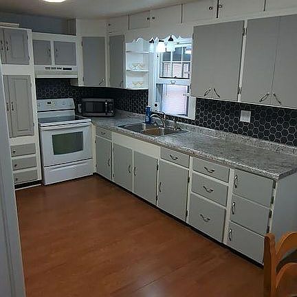 2nd image of 3905 E Cerro Gordo St