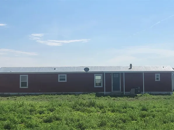7748 County Road 71, Roggen, CO 80652