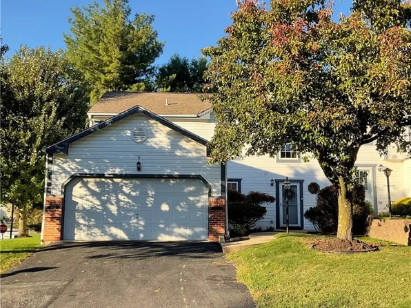 1401 Yorktown Dr, Lawrence, PA 15055