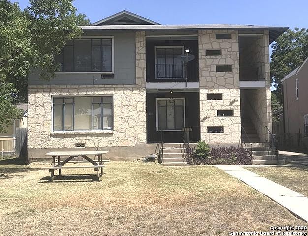 1st image of 2211 W Mistletoe Ave