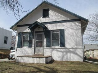 2208 S 19th St, Omaha, NE 68108
