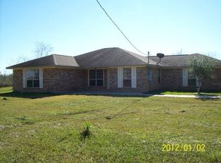 1304 Caldwell Rd, Angleton, TX 77515