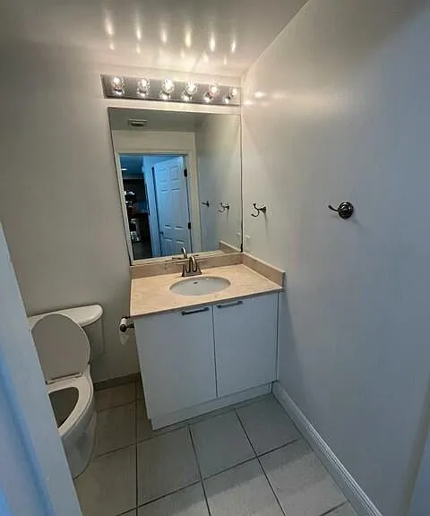 140 S Dixie Hwy #525 — Photo 12