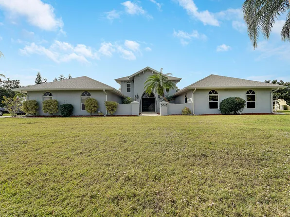 2042 SE Allamanda Drive, Port St Lucie, FL 34952