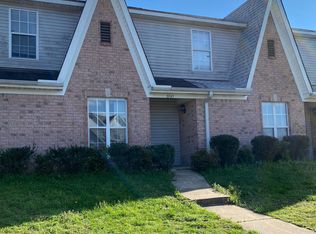 3745 Iron Horse Dr, Horn Lake, MS 38637