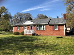 1734 Mary St, Sandston, VA 23150