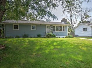 2315 Grandview Dr, Decatur, IL 62526