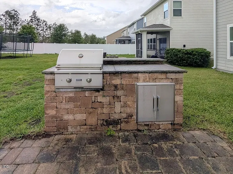 95 Silver Creek Place St — Photo 15