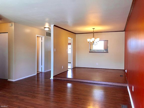 9CA701E8-1E5C-472C-AF2E-653004E9B4C0