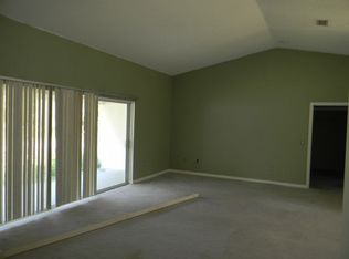 15 Pine Cedar Dr, Palm Coast, FL 32164