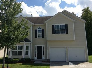 9217 Bradstreet Commons Way, Charlotte, NC 28215