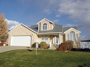 3742 N 600 W, Pleasant View, UT 84414