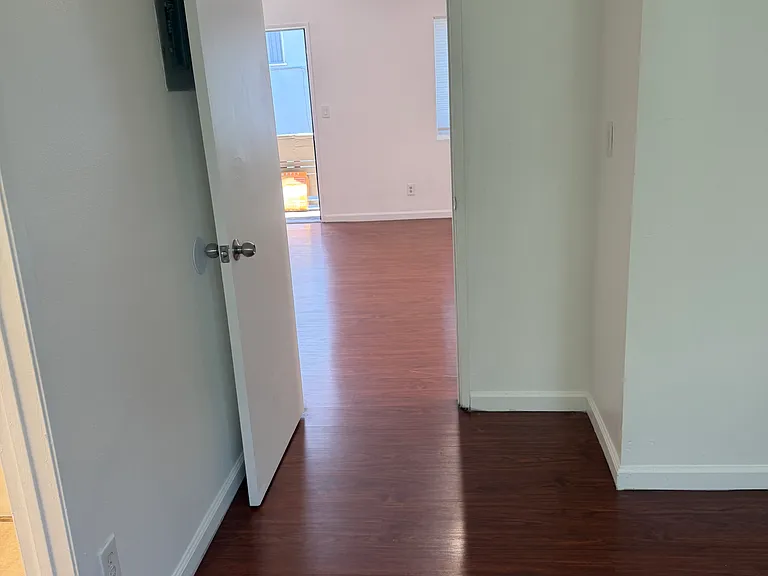 210 S Coronado St #8 — Photo 7