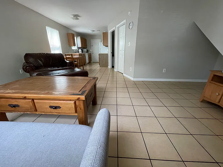 804 N Woodward Ave — Photo 7