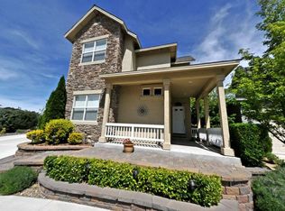 1042 Floral Ridge Way, Sparks, NV 89436