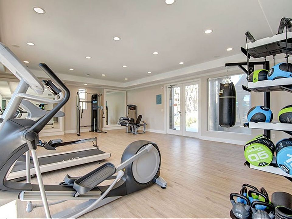 2nd image of 2625 Kreymer Cir #0