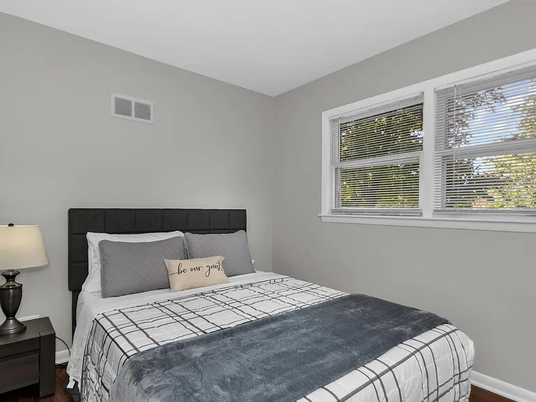 Merlin Dr — Photo 9
