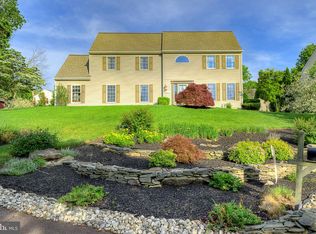 4191 Hillside Cir, Doylestown, PA 18902