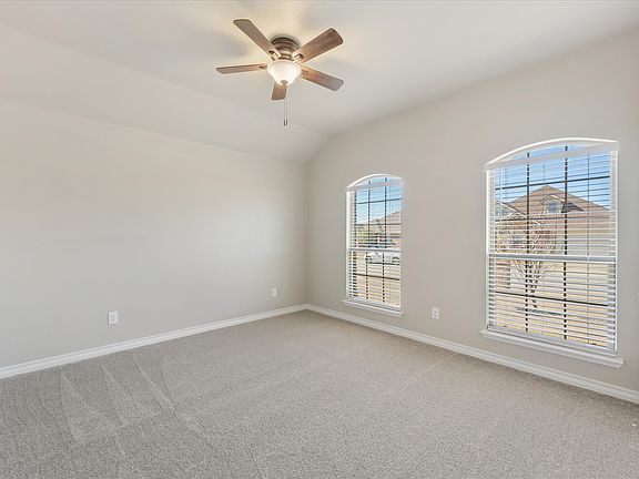 5th image of 4021 High Plains Dr