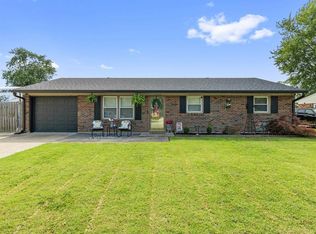 3049 Yosemite Dr, Owensboro, KY 42301
